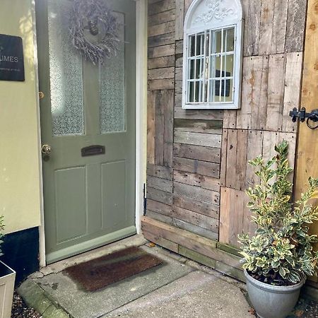 Little Limes An Adorable Little Suffolk Getaway With Outside Space Near Woodbridge Eyke Exteriör bild